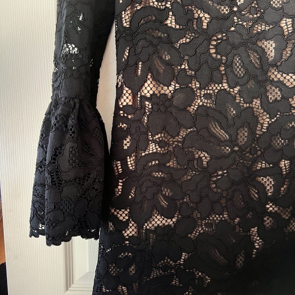 Alexis Sz XS Black Nude Lace‎ Mini Dress Bell Sleeve Floral Sheer Overlay Party - Picture 3 of 10